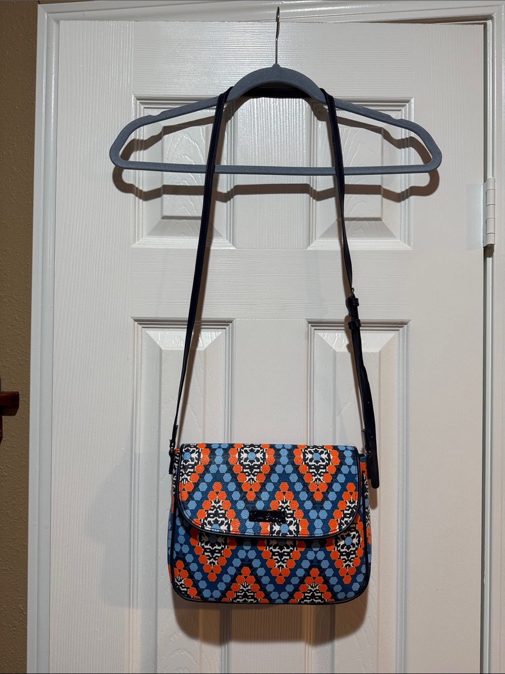 Blue & Orange Patterned Vera Bradley Crossbody - Picture 7 of 7